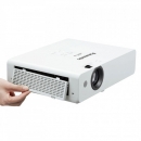 Máy chiếu Panasonic PT-LB425